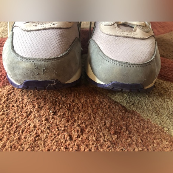 Nike Women's Air Max 1 Mid Sneakerboot Suede 685267-200 Size 8.5 - Picture 3 of 6